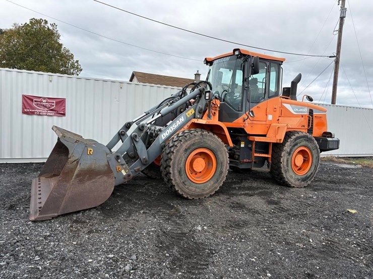 2015-doosan-dl200tc-5-image-2