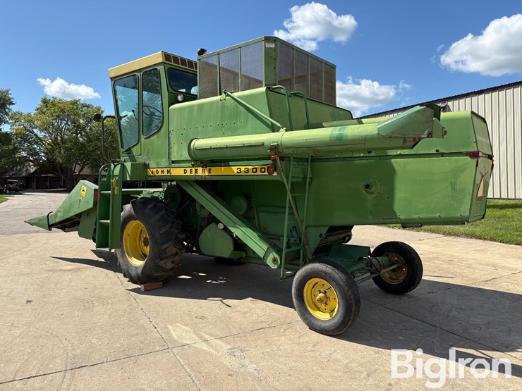 john-deere-3300-image-7