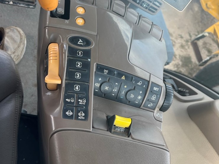 john-deere-8370r-image-5