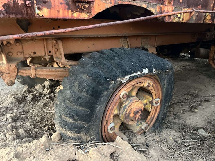 fwd-dump-truck-image-7