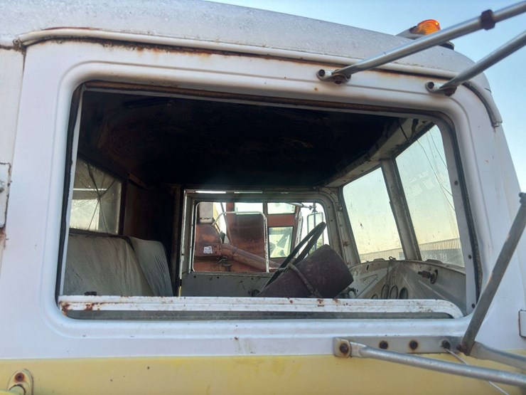 autocar-semi-image-30