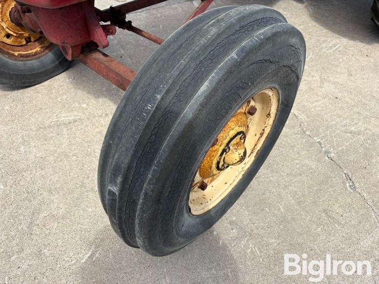 1956-massey-harris-444-image-9