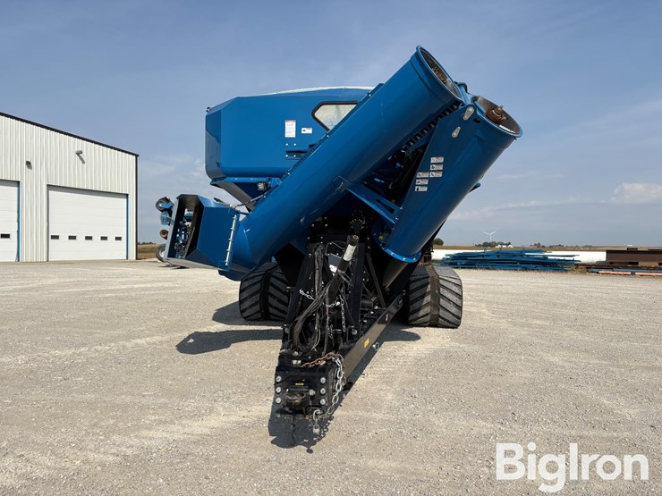 2024-kinze-1421-grain-cart-image-2