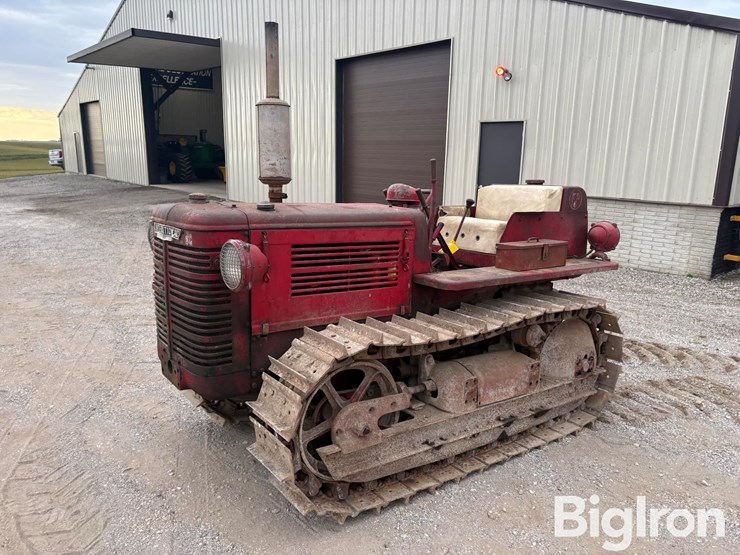 1947-international-td6-image-9