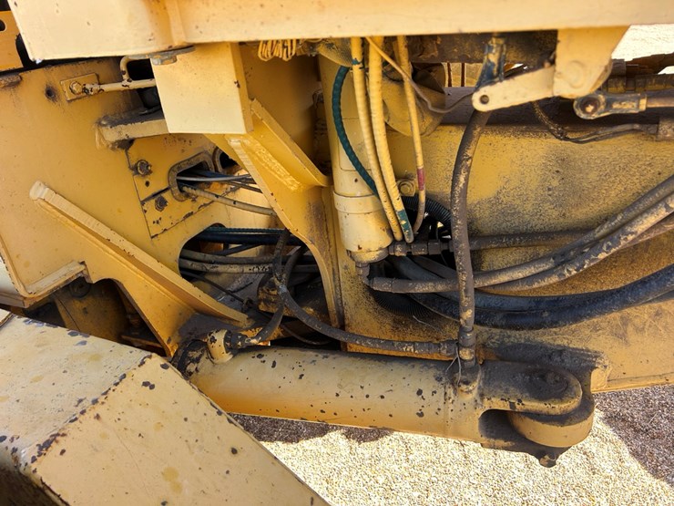 deere-770bh-image-34