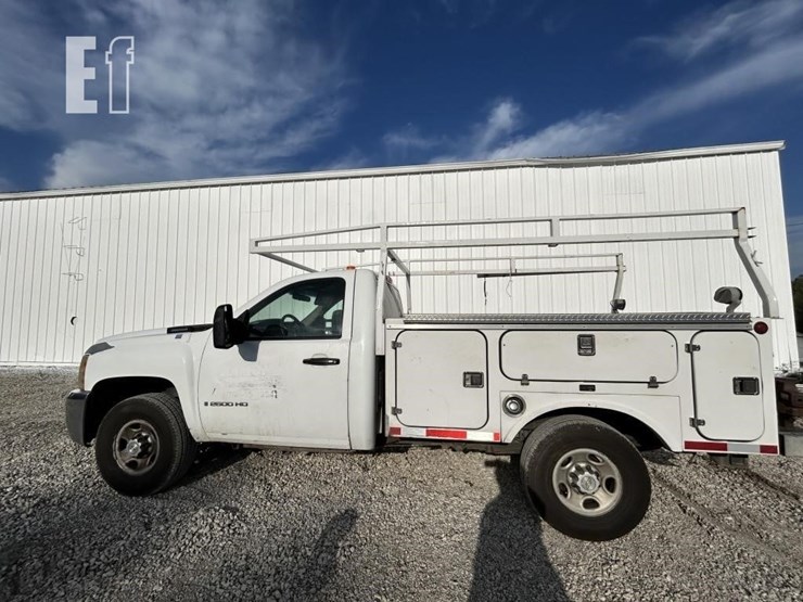 2008-chevrolet-2500hd-image-3