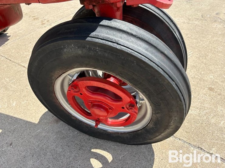 1949-ih-farmall-m-2wd-tractor-image-19