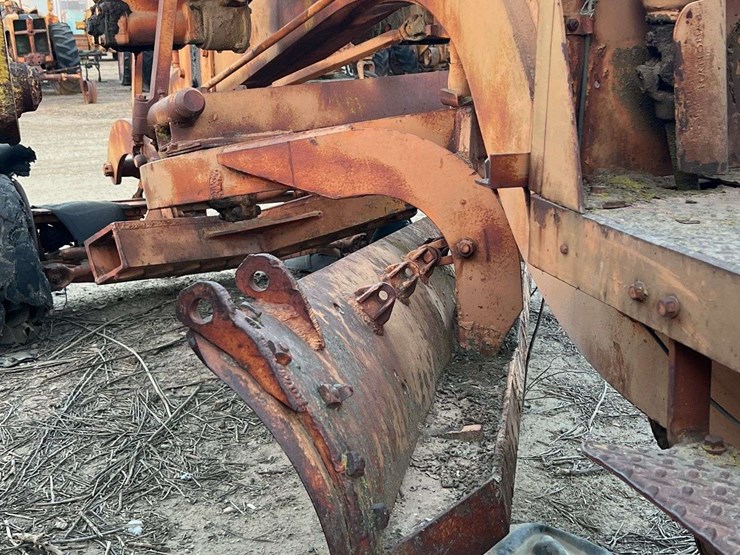 adams-road-grader-image-21