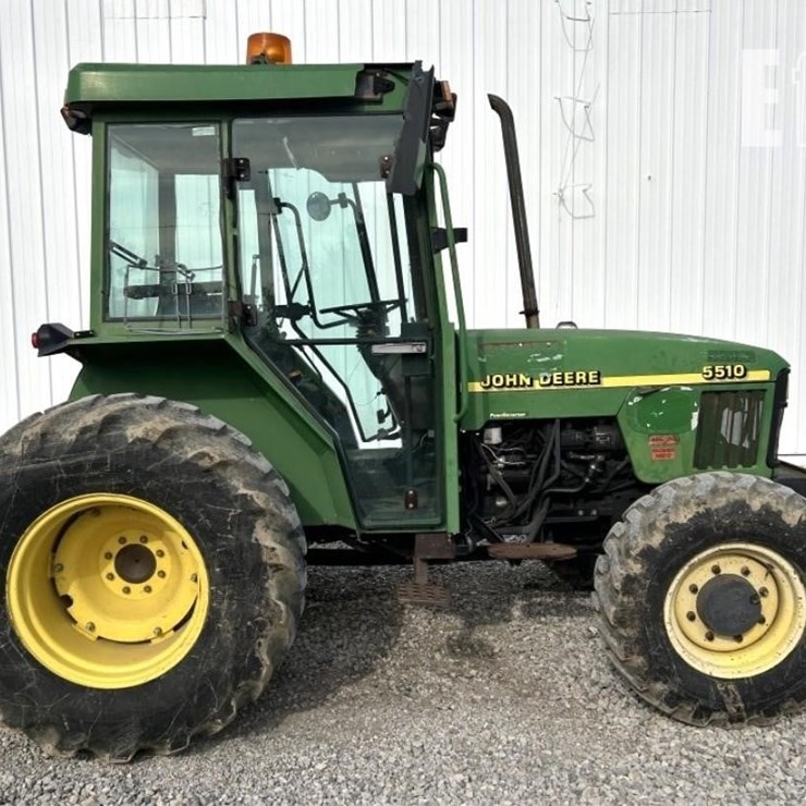JOHN DEERE 5510