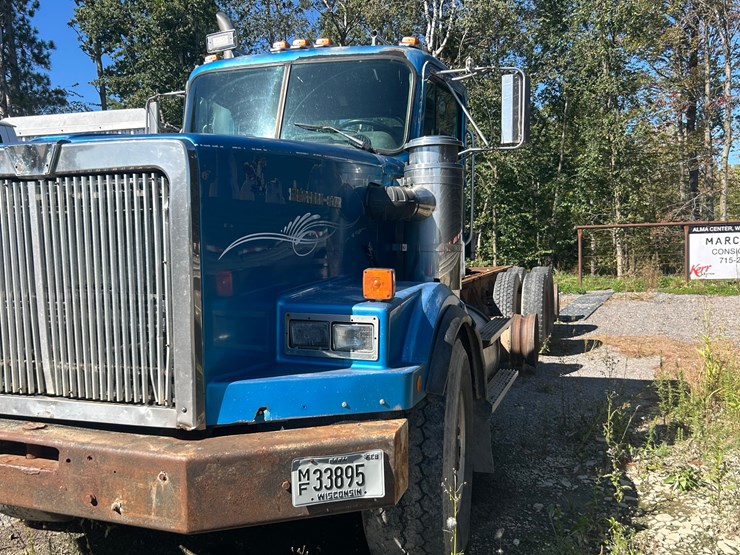 #4598-•-1993-western-star-quad-axle-truck-image-2