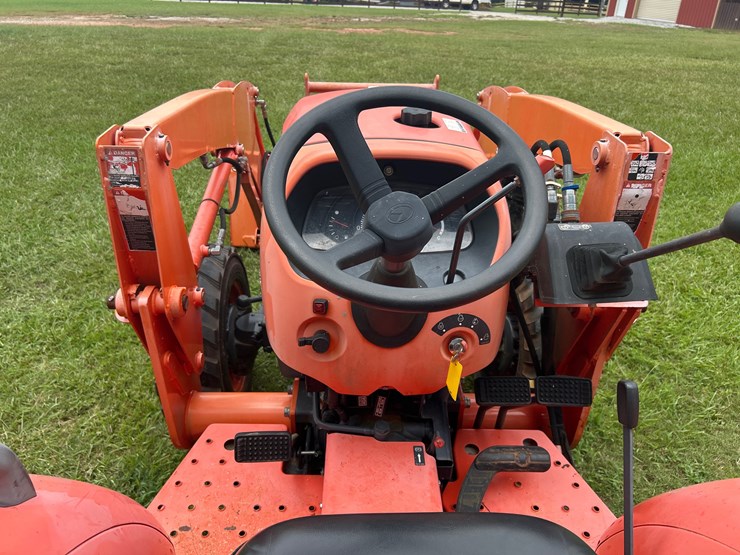 kubota-l3200-image-11