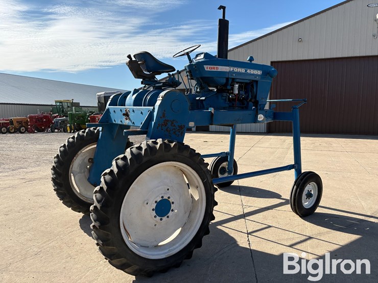 1969-ford-4000-image-5