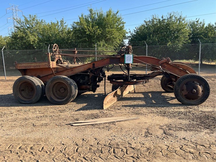 mccormick-road-grader-image-10