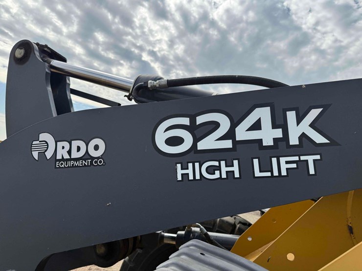 deere-624k-image-21