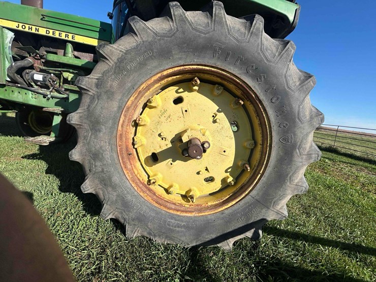 john-deere-4430-image-10