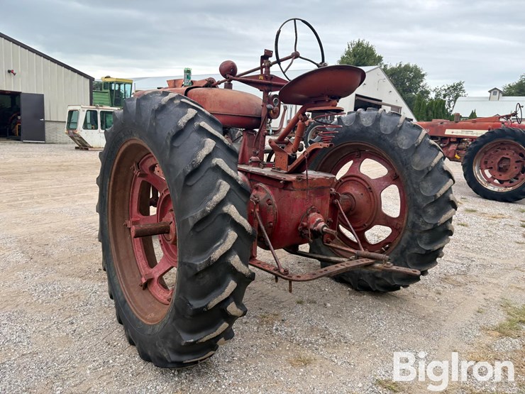 1945-ih-farmall-m-2wd-tractor-image-7