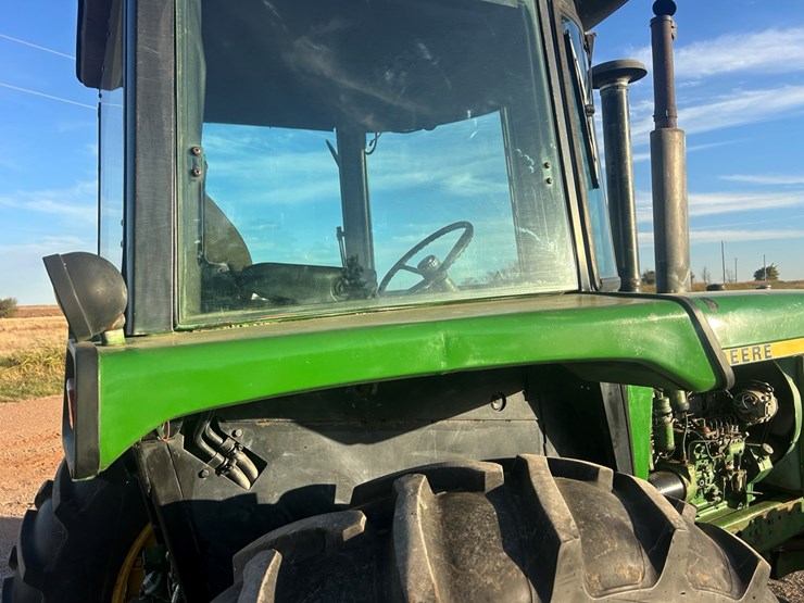 1980-john-deere-4440-image-11