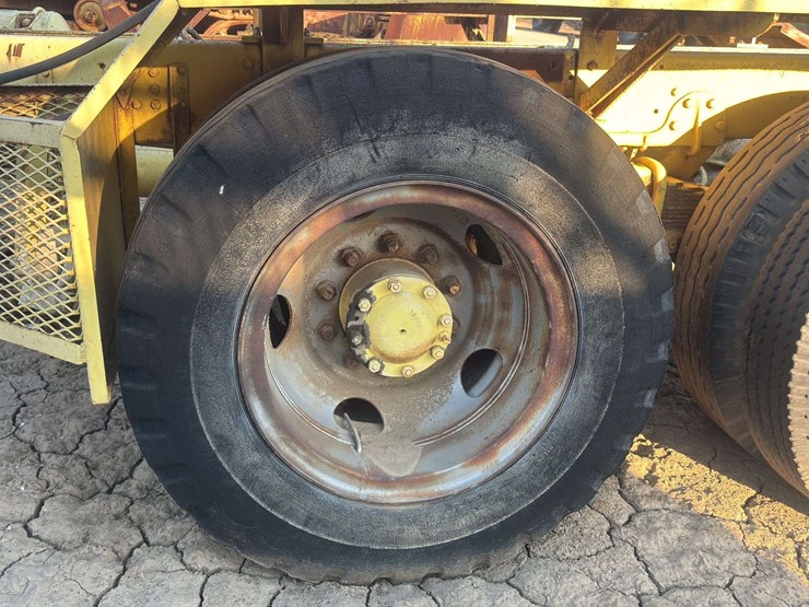 autocar-semi-image-17