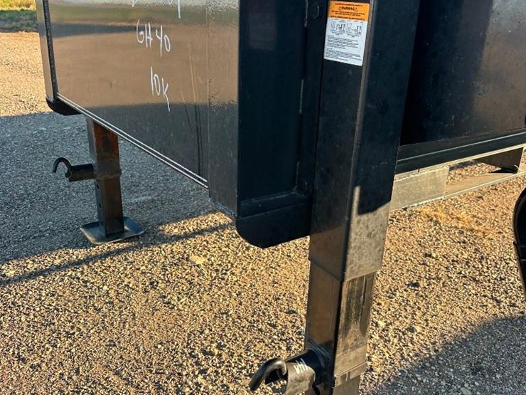 2023-load-trail-flatbed-trailer-image-4