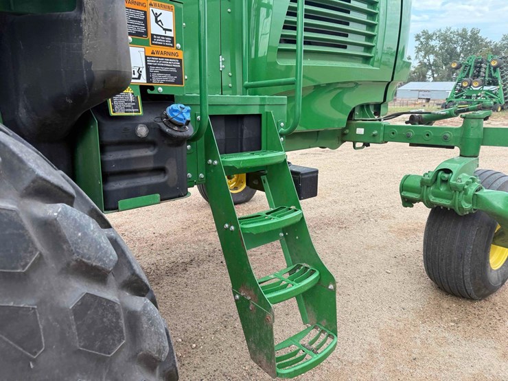 john-deere-w235-image-15