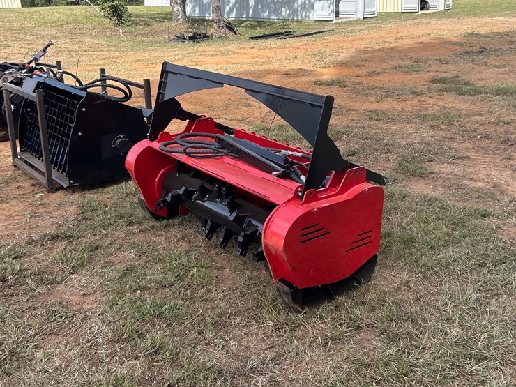 #472-•-quick-attach-mulcher-image-1