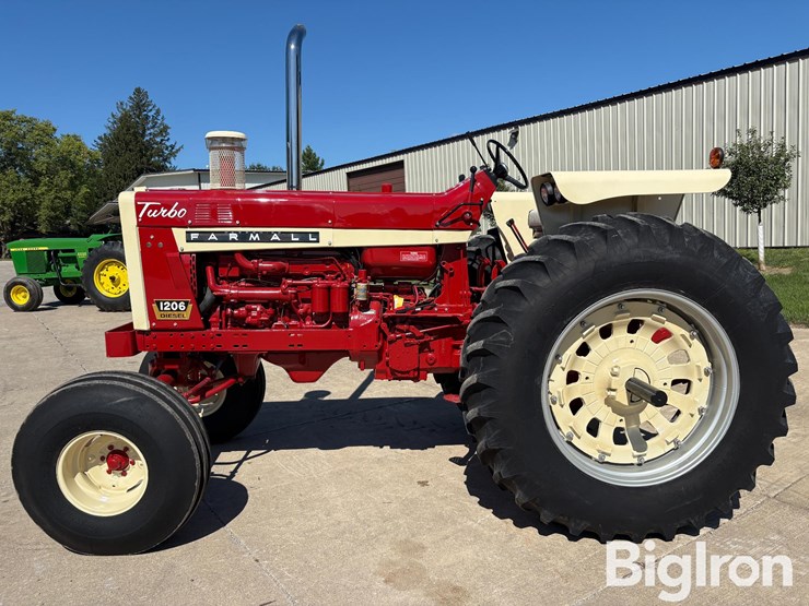 1966-international-1206-image-8