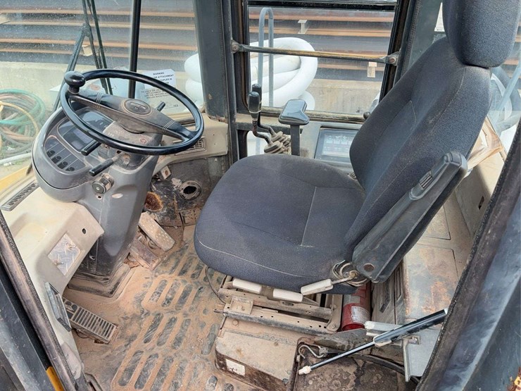 komatsu-wa320-image-39