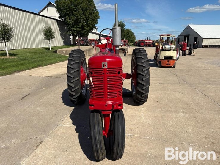 1954-international-super-h-image-2