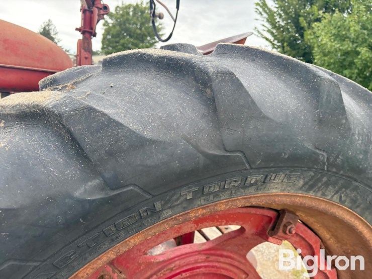 1945-ih-farmall-m-2wd-tractor-image-18
