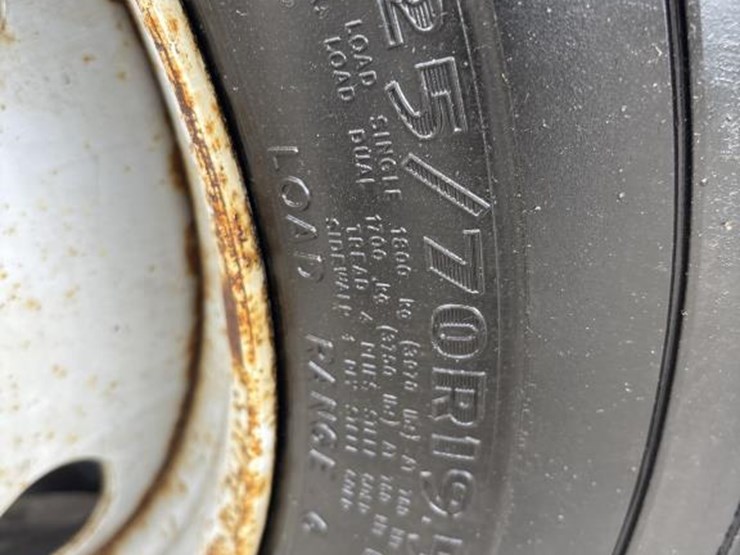 2009-dodge-ram-4500-image-39