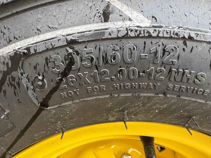 john-deere-1025r-image-19