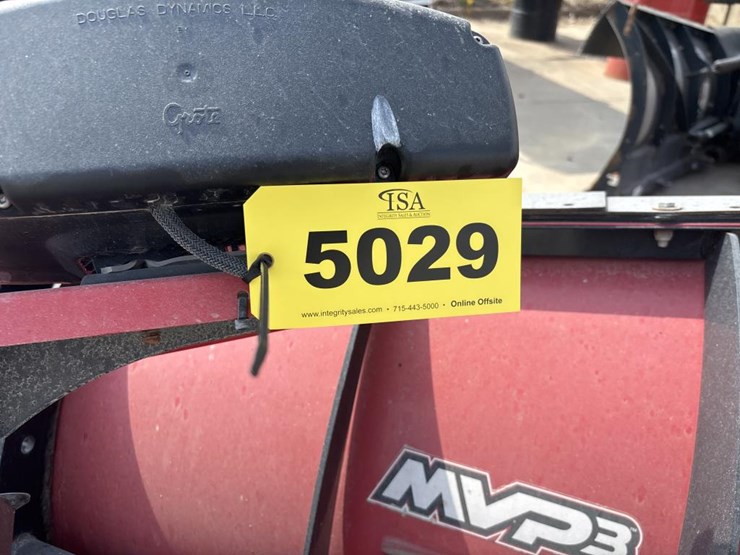 #5029-•-western-mvp3-ultra-finish-truck-v-plow-image-9