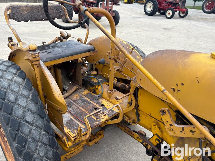 1948-international-cub-image-19