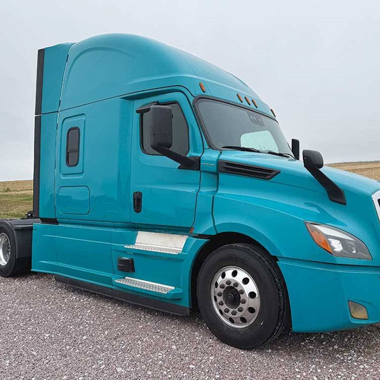 2024 FREIGHTLINER CASCADIA 126