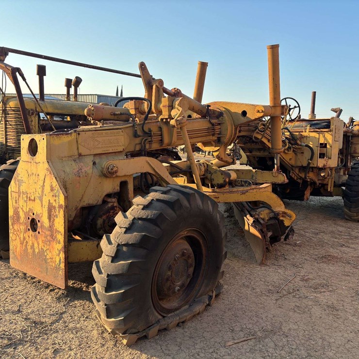 PMCO Speedmatic PM412 Road Grader
