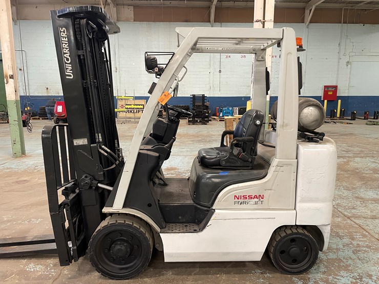 2017-unicarriers-cf60-image-10