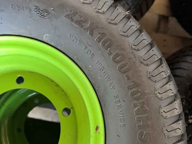 new-pair-of-22x10-10-tire-with-5-lug-wheel-image-2