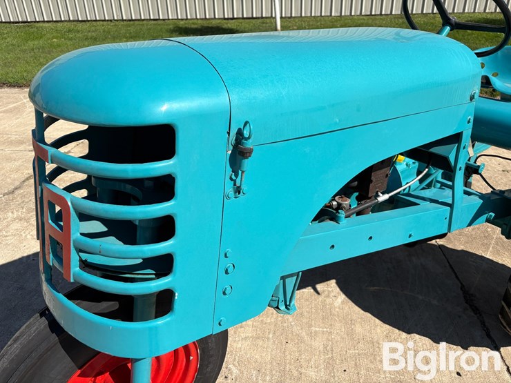 1950-ota-mk-1-2wd-tractor-image-11