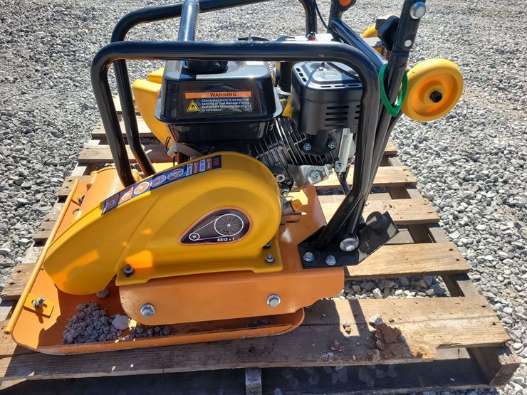 vibratory-plate-compactor-image-2