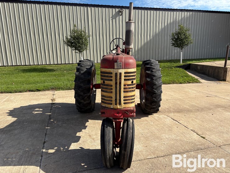 1957-case-ih-450-image-2