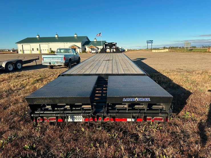 2023-load-trail-flatbed-trailer-image-9