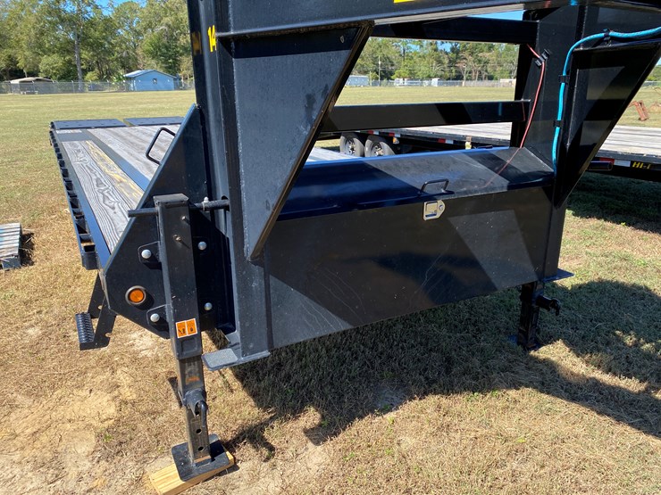 #22-•-#120-•-bigtex-gooseneck-14gn-trailer-gvwr-15,900-lbs-image-3