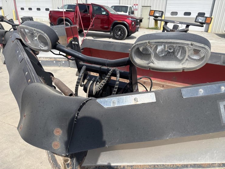 #5032-•-boss-power-v-dxt-smart-shield-truck-v-plow-image-6