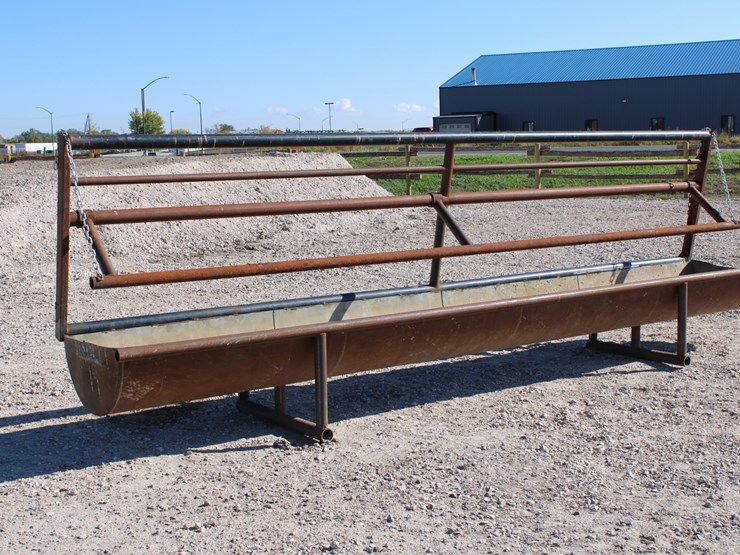 #4095-•-#4095-adjustable-fence-line-bunks-image-1