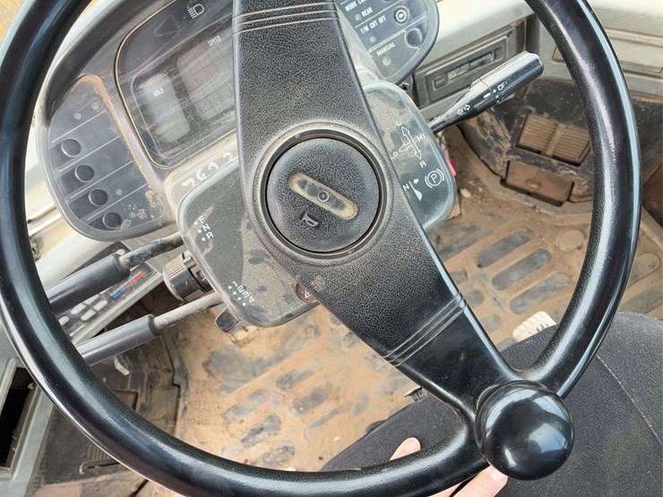 komatsu-wa380-image-45