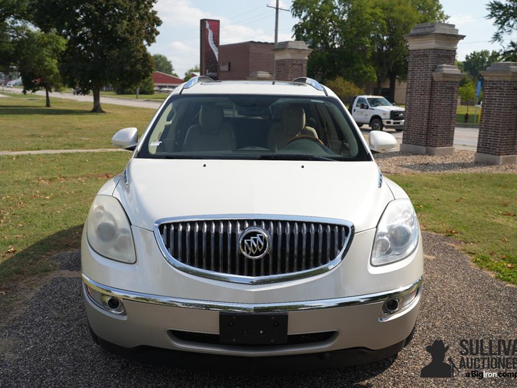 2012-buick-enclave-image-2