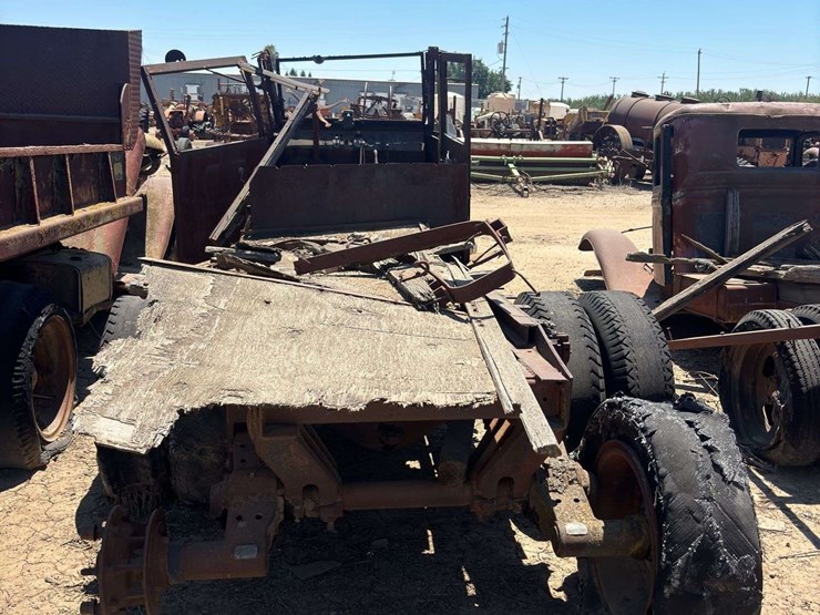 general-motors-project-truck-image-3