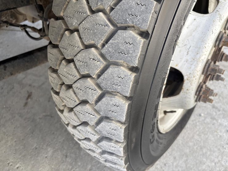 2016-dodge-ram-5500-image-34