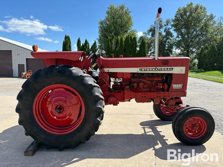 1971-international-656-image-4