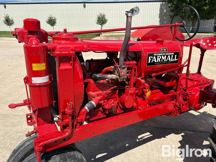1938-international-farmall-f-14-2wd-tractor-image-11